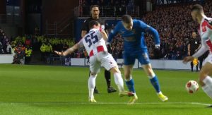 RENDŽERSOVA DVA POGOTKA ZA 15 MINUTA: Zvezdi dva gola poništena, Srnić skrivio penal! (VIDEO)