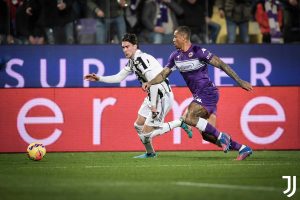 LUDNICA U FIRENCI: Autogol u sudijskoj nadoknadi, Juventus slavio! (VIDEO)