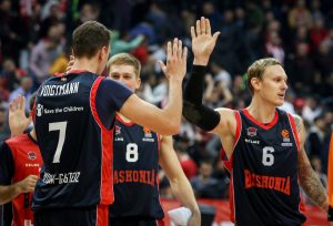 OGLASIO SE OTAC PREMINULOG KOŠARKAŠA: Imali su užasan odnos!