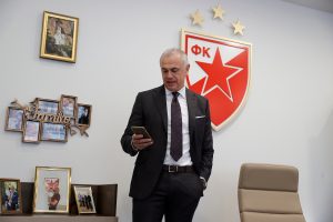 OVO ĆE VAS IZNENADITI: Katai i Ivanić nisu u pitanju – za Terzića je Veljko Nikolić najbolji fudbaler Crvene zvezde!