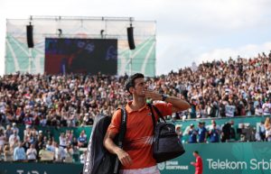‘NEŠTO ĆU MORATI DA PROMENIM’: Novak zabrinut posle plasmana u finale, ovo više ne sme da mu se dešava!