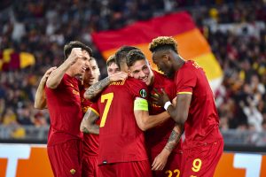 MURINJO NAPOKON POBEDIO GLIMT, I TO UBEDLJIVO: Roma u polufinalu, Fajenord takođe u četiri najbolja!