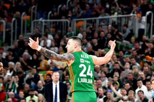 CEDEVITA OLIMPIJA ZA TRI ČETVRTINE RAZBILA TURK TELEKOM: Zmaji istakli kandidaturu za titulu! (VIDEO)