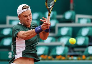 SINER KRENUO URAGANSKI, PA STAO: Rune drugi finalista Monte Karla! (VIDEO)