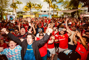 NAVIJAČI MANČESTERA KONAČNO ZADOVOLJNI: Na ‘Old Trafordu’ predstavljen novi trener, hoće li on uspeti da prekine agoniju ‘crvenih đavola’?!