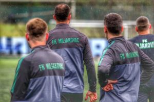 FK MILJAKOVAC NASTAVLJA DA ODUŠEVLJAVA: Tri humanitarne poruke – link za slušanje nove himne! (VIDEO)