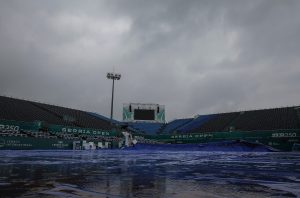 KIŠA ZNAČAJNO PROMENILA RASPORED U BEOGRADU: Počeo duel između Kecmanovića i Milmana!