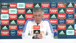 KARLO ANĆELOTI NA KORAK OD NESTVARNOG OSTVARENJA: „Nadam se da ćemo iskoristiti prvu meč loptu, ne smatram sebe starim“!