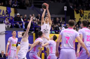 BRUTALNA OSVETA ‘PARNOG VALJKA’: Partizan demolirao Megu, crno-beli uspeli da demonstriraju silu!