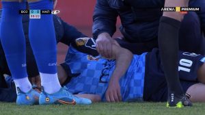 UŽASNE SCENE NA KARAĐORĐU: Potres mozga Kočića, desetka primila lakat direktno u glavu! (VIDEO)