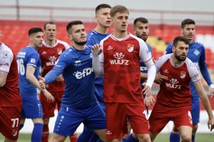 PROLETER I RADNIK NESLAVNO U NOVOM SADU: Remi bez golova u senci podrške Mitoševiću! (FOTO)