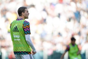 PONOVO JE VLAHOVIĆ TEMA BROJ JEDAN: Alegri pred meč sa Đenovom govorio o Srbinu, otkrio da li će Dušan igrati sutra!