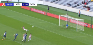 NEVEROVATAN PROMAŠAJ HRVATSKOG FUDBALERA: Pao na zadnjicu prilikom izvođenja penala, loptu jedva dobacio do gol-auta! (VIDEO)