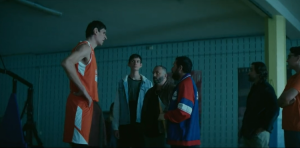 AMERI PONOVO BRUJE O BOBIJU: Srbin u dresu Hemofarma u hit ulozi pokušao da prevari Adama Sendlera (VIDEO)