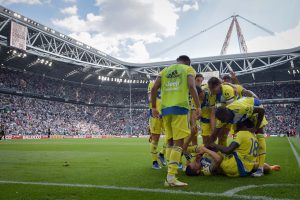 KOMENTATORI U NEVERICI: Rekacija Poljaka kada su videli da Alegri menja Vlahovića za Kjelinija! (VIDEO)