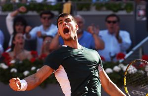 ‘SVE NAS POBEĐUJEŠ IAKO IMAŠ PET GODINA!’: Zverev iskren nakon poraza od ‘malog’ Alkaraza!