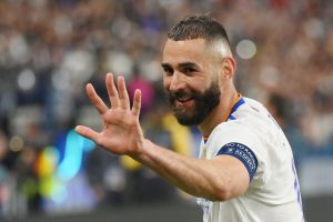 BENZEMA MOŽE I BEZ RONALDA: Najbolji strelac takmičenja ukrasio jednu od najboljih sezona u istoriji!