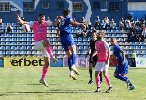 SUPERLIGA SRBIJE: Dominantni Radnik završio sezonu na najbolji mogući način, golman Kolubare tri puta vadio loptu iz mreže!