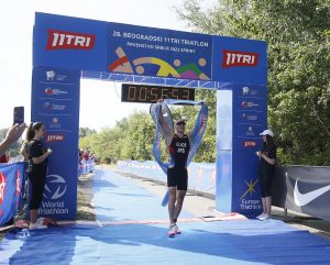 SPEKTAKL NA ‘BEOGRADSKOM MORU’: Trijumf srpskog ajronmena i tinejdžerke na Adi Ciganliji! (FOTO)(VIDEO)