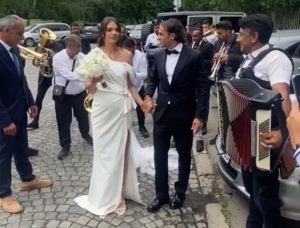 VELIKO SLAVLJE U BEOGRADU: Lazar Marković oženio bratanicu Zvezdana Terzića, fudbalske zvezde pristižu na veselje! (FOTO) (VIDEO)