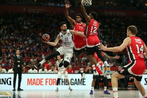 FOTO UBOD: Legendarni Greg Popovič na F4 u društvu Žarka Paspalja!