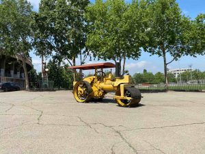 ZVEZDA IMA TENK, ALI PARTIZAN ODGOVORIO: Simbol crno-belih ispred stadiona!