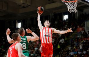 STANKOVIĆ BODRI ZVEZDU: Brutalno kucanje Mitrovića za vođstvo na poluvremenu! (FOTO) (VIDEO)