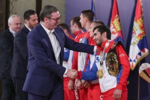 ‘OVE DVE MEDALJE SU NAM DOŠLE KAO MELEM NA RANU’: Aleksandar Vučić primio srpske zlatne boksere, pa izgovorio moćne reči – ‘Hvala što volite svoju zemlju!’ (VIDEO)