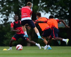 ZVEZDA ODRADILA DRUGI TRENING U SLOVENIJI: Izabranici Dejana Stankovića spremni za sutrašnju utakmicu! (FOTO) (VIDEO)