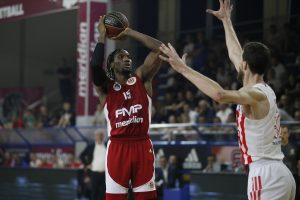 EGAL U ŽELEZNIKU: FMP ozbiljno muči Zvezdu, mogu li ‘Panteri’ da izbore majstoricu? (VIDEO)