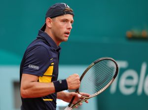 KRAJ ZA KRAJINOVIĆA U MONPELJEU: Sonego bolji od srpskog tenisera!