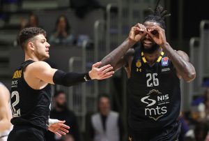 NAVIJAČI ZVEZDE PRONAŠLI STARI SNIMAK TRIFUNOVIĆA: ‘Od malena navijam za Zvezdu!’ (VIDEO)