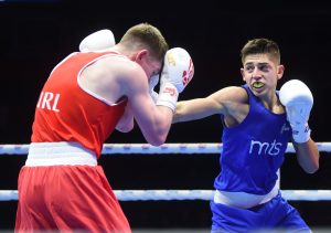 SPEKTAKL SAMO ŠTO NIJE POČEO: Skoplje na nogama zbog boksa, svi očekuju srpsko finale! (FOTO)