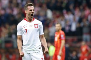 NANT SPREMA ‘BOMBU’: Poljski golgeter na pragu prelaska u novi klub! (FOTO)