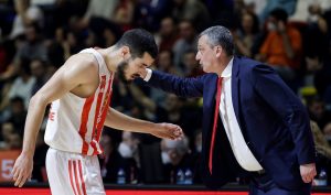 ČEKA SE RASPLET SITUACIJE: Situacija je jasna – ukoliko Radonjić potpiše za Panatinaikos, i Nikola Kalinić odlazi sa Malog Kalemegdana!