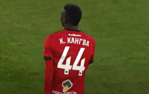 POGLEDAJTE KAKVOG JE MAĐIONIČARA DOVELA ZVEZDA: Kangva zatresao mrežu iz slobodnjaka srušivši Bena i Komore! (VIDEO)