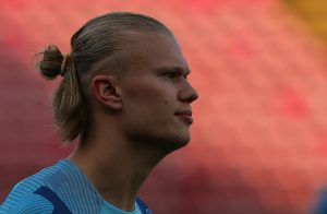 NORVEŠKA STIGLA U BEOGRAD, SVI GLEDAJU U HALANDA: Novi napadač Mančester sitija spreman za duel sa Srbijom! (FOTO)