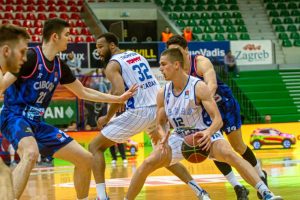 CIBONA OSVOJILA HRVATSKU LIGU: Košarkaš Zadra okrivio sudiju koji je delio pravdu i na našem derbiju!