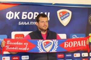 LALATOVIĆ PONOVO PRAVIO ŠOU: ‘Koliko vas ima? Dvojica? Nema veze i to je nešto!’