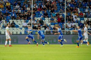 UEFA KAŽNJAVA ZBOG RASIZMA: Revanš bez najvatrenijih navijača!