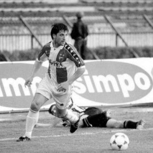 TUŽNE VESTI SA MARAKANE: Preminuo bivši fudbaler!