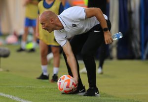 STOLICA OTKRIO ŠTA JE REKAO IGRAČIMA U SVLAČIONICI: Moramo radikalno da sečemo stvari – ovo ne sme da se dešava Partizanu! (VIDEO)