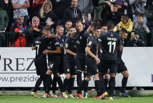 BIVŠI FUDBALER VEST HEMA STIŽE U HUMSKU: Bitno pojačanje za Partizan – nema obeštećenja!