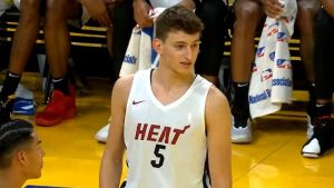 SRBIN DEBITOVAO ZA MAJAMI: Jović trojkom otvorio NBA epizodu (VIDEO)