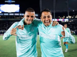 DEJAN VELEMAJSTOR JOVELJIĆ: Ako mu nekad propadne fudbalska karijera, ovde ima svetlu budućnost!