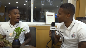 ANDRADE INTERVJUISAO SAIGRAČE I NAPRAVIO ŠOU: Patriković opsovao, Rikardo ga smirivao – „Ne govori to, znaš li šta znači“? (VIDEO)