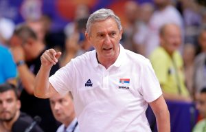 PEŠIĆEV TAJM-AUT O KOJEM SVI PRIČAJU: ‘Malo ih išibajte – Nemoj da se plašimo!’ (VIDEO)