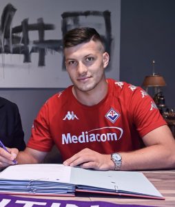 JOVIĆEV BLISTAVI UČINAK – DVE UTAKMICE, ŠEST GOLOVA: Srpski napadač blista! (VIDEO)