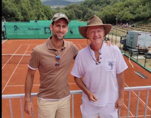 NAJBOLJI SRPSKI TENISER STIGAO U VISOKO: Neverovatan doček!(VIDEO)