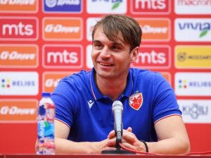 MILOŠ MILOJEVIĆ: Večiti debri je uvek poslastica srpskog fudbala! (FOTO) (VIDEO)